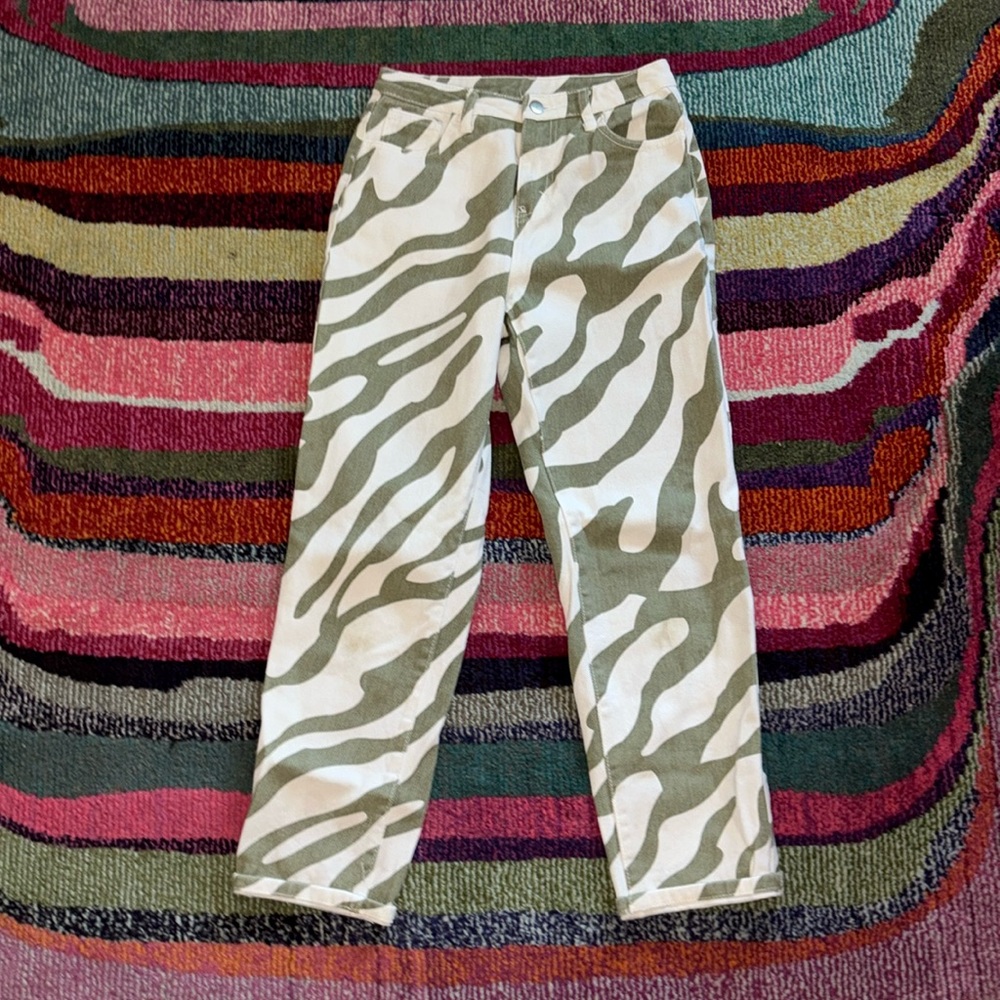 High waisted zebra green and white print pants